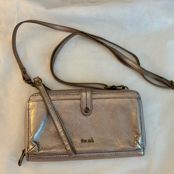 The Sak Metallic Crossbody Wallet/Bag - Picture 1 of 4